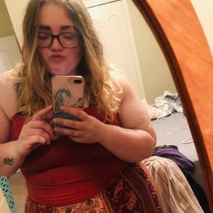 Meet your Posher, Nicole